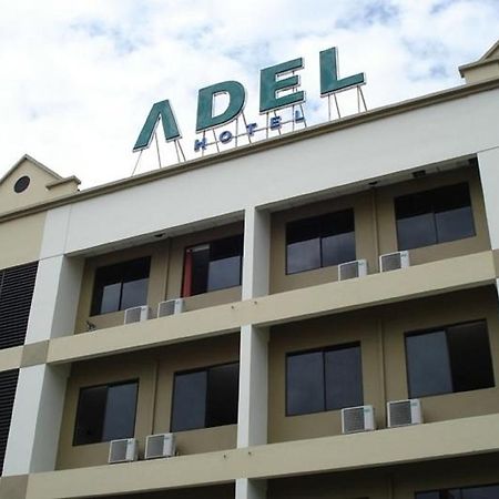 Adel Hotel Putatan Экстерьер фото